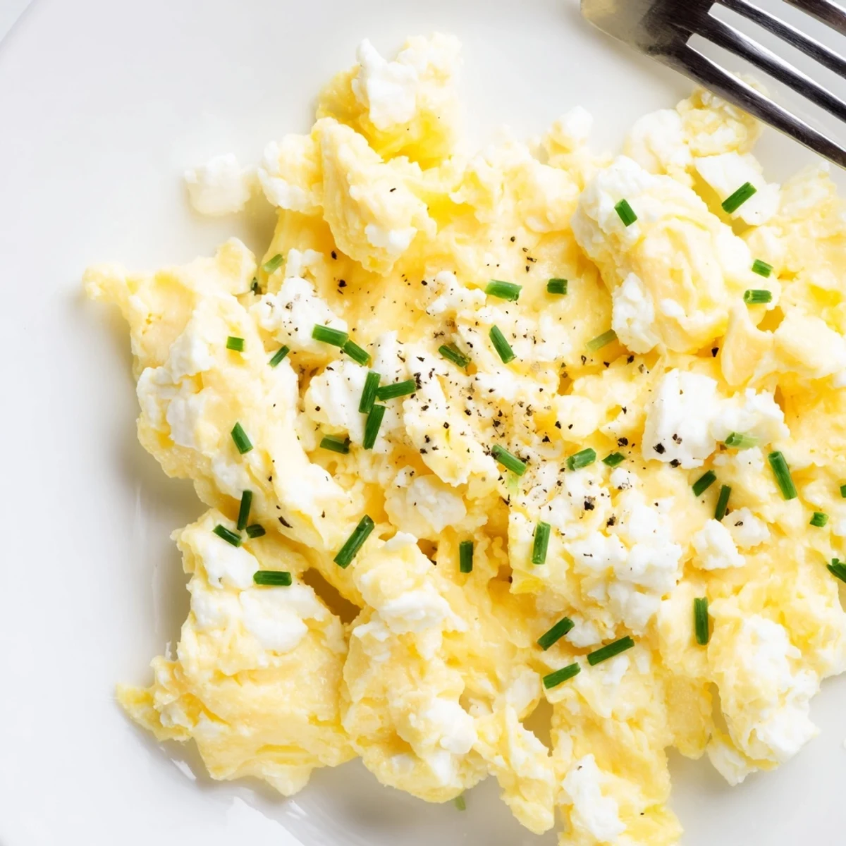 Skillet-finished Cottage Cheese Scrambled Eggs with Chives, warm, protein-rich, herb-scented breakfast